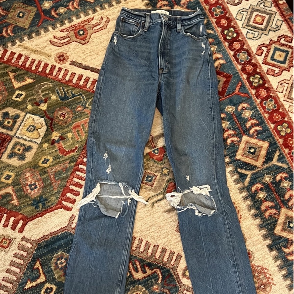 Abercrombie Curve Love Ultra 90s High Rise Jeans